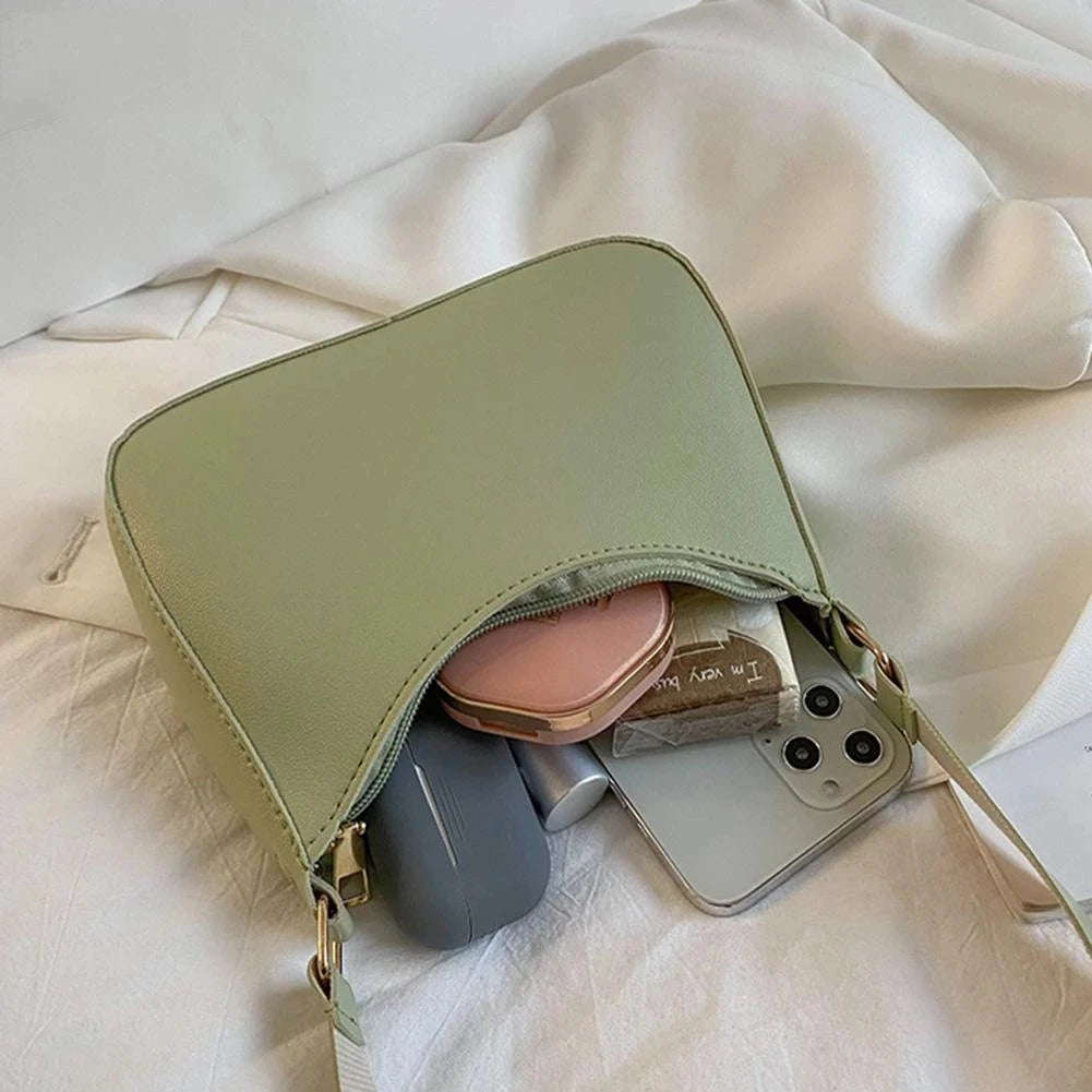 Luna Retro Shoulder Bag